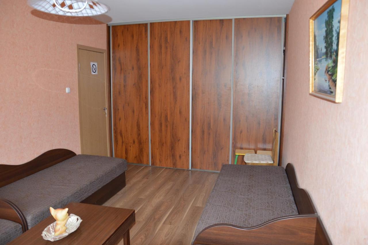 Chernobyl Type Rooms In A Block Flat House Šiauliai Exterior foto